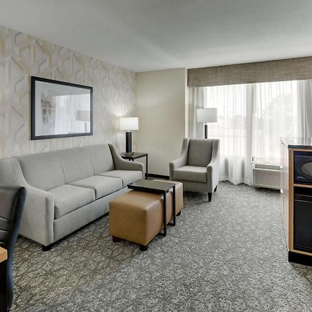 Drury Inn & Suites Birmingham Lakeshore Drive Экстерьер фото